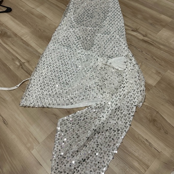 Peppermayo White Sequin Mini Dress - Picture 2 of 4